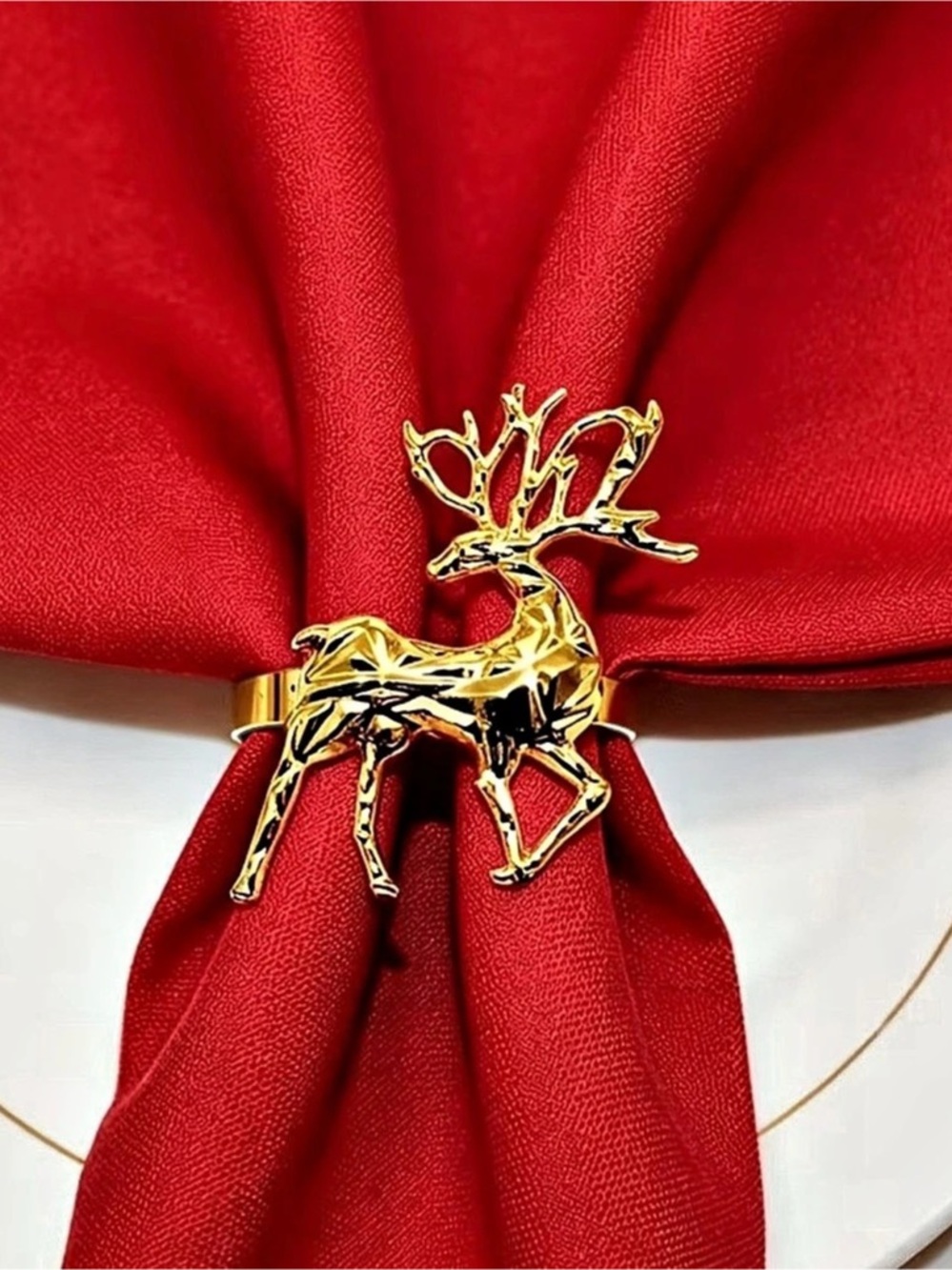 Set of 6 Gold-Tone Reindeer Napkin Rings Christmas Holiday Table Decor NEW